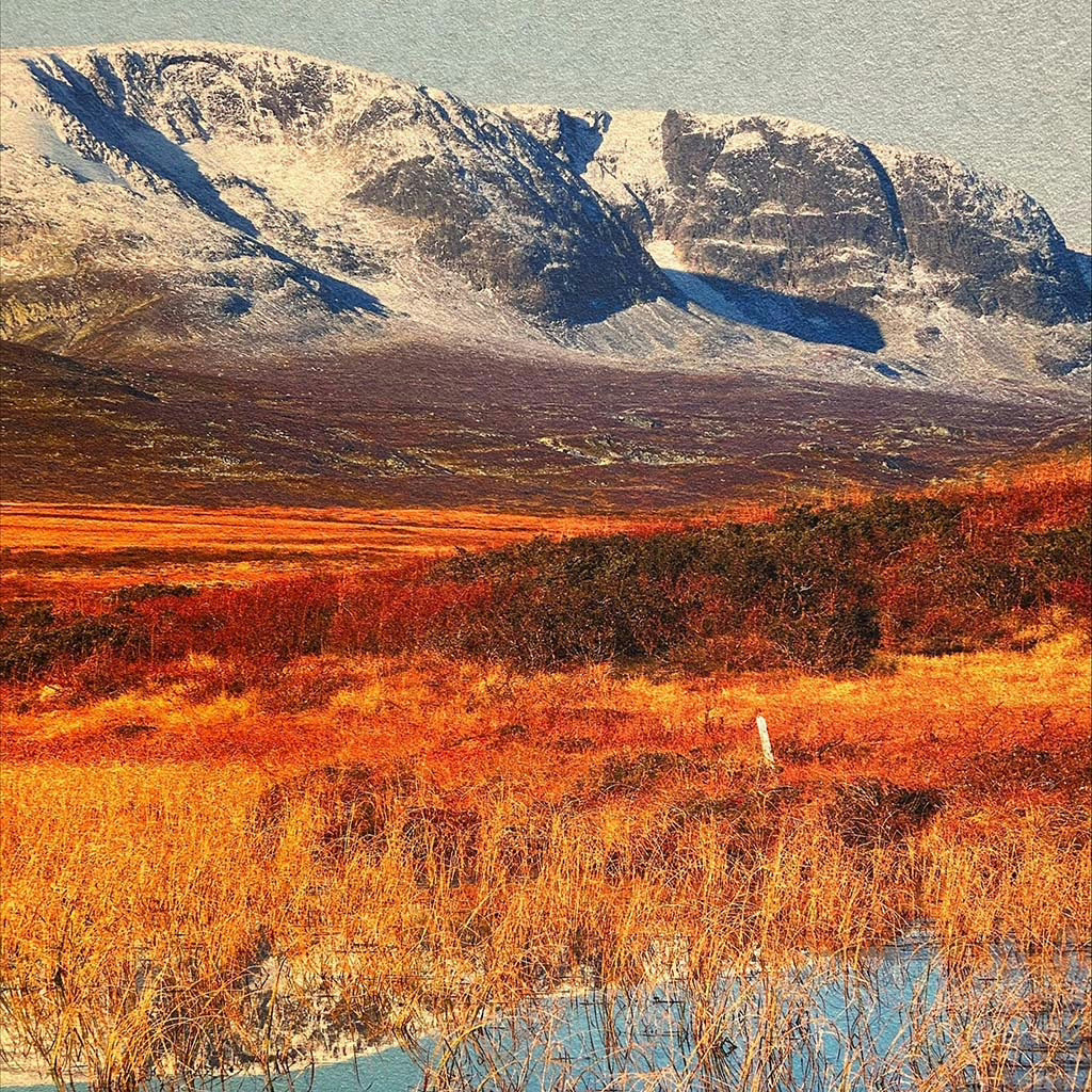 Lyddempende fotoprint av Hallingskarvet